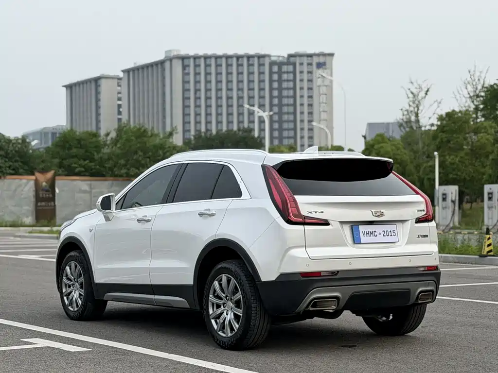 Cadillac XT4 2021 — фото 20