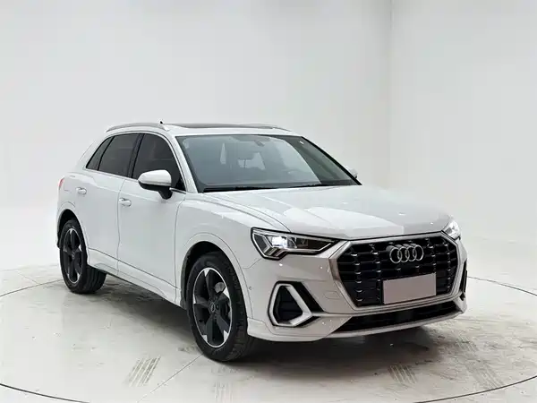 Audi Q3 2021