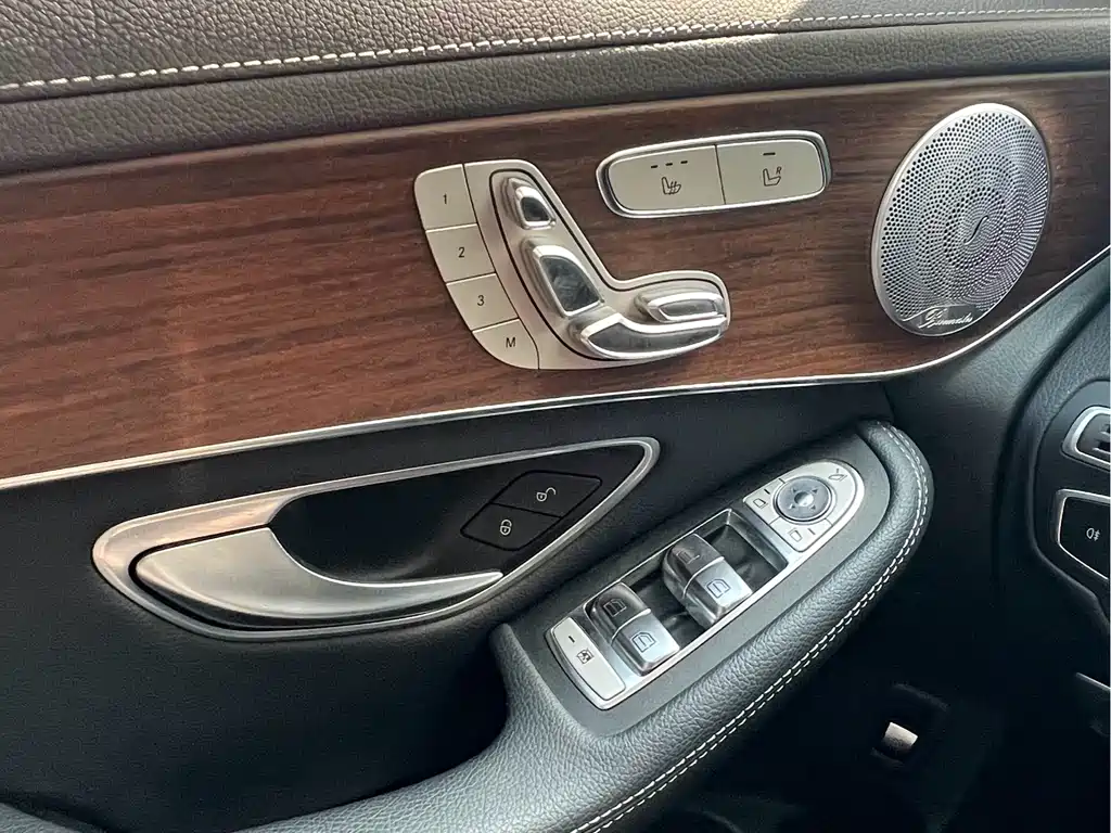 Mercedes-Benz GLC 2021 — фото 16