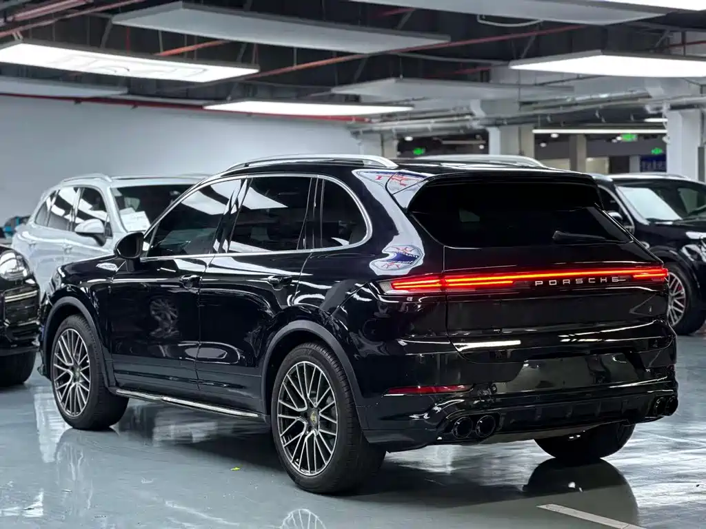 Porsche Cayenne 2013 — фото 9