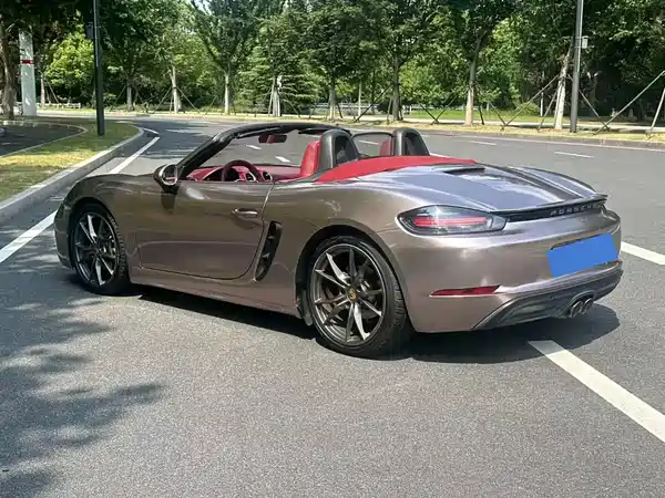 Porsche 718 2023