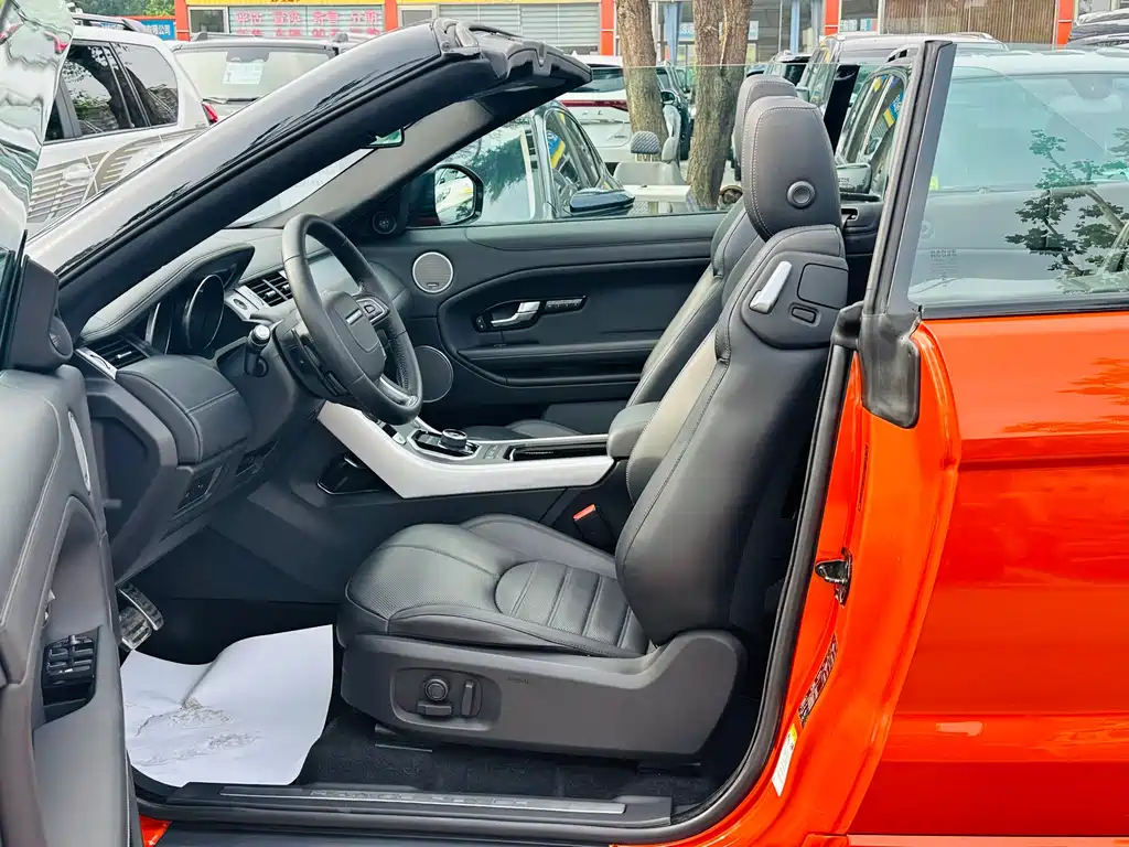 Land Rover Evoque 2019 — фото 9