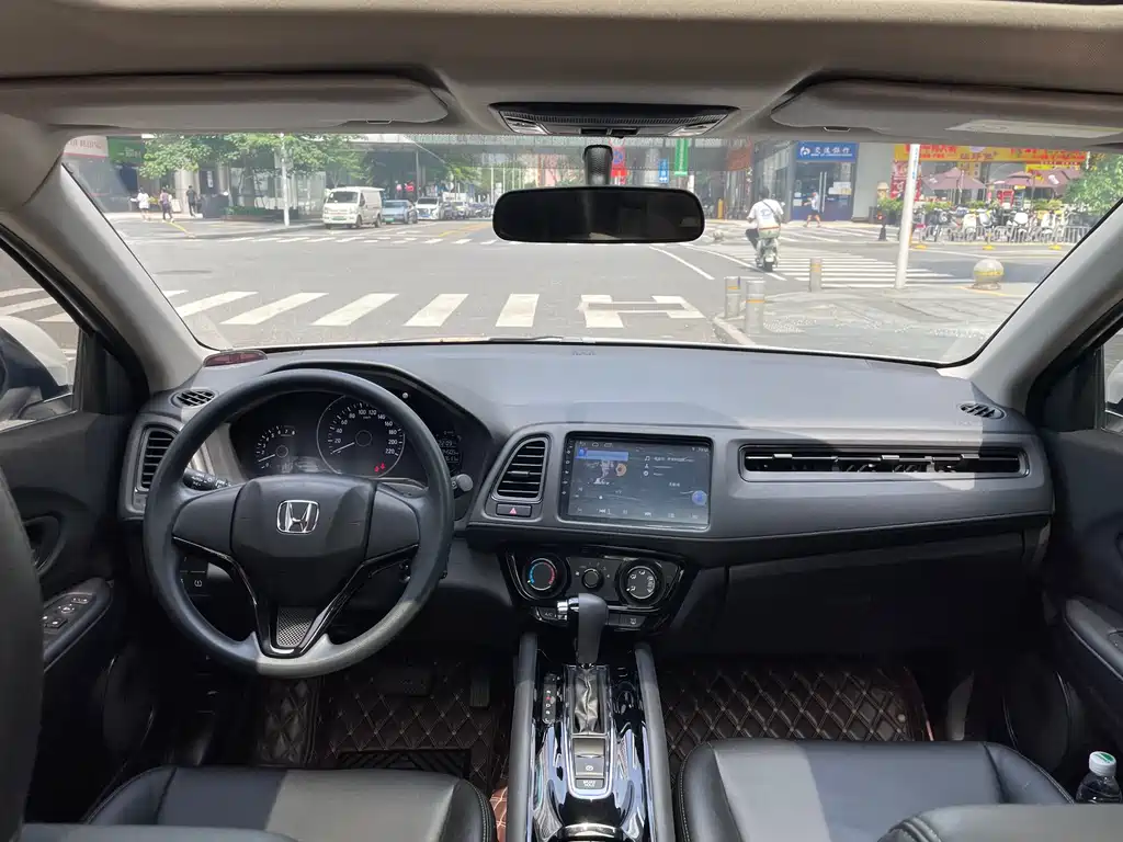Honda Vezel 2023 — фото 11