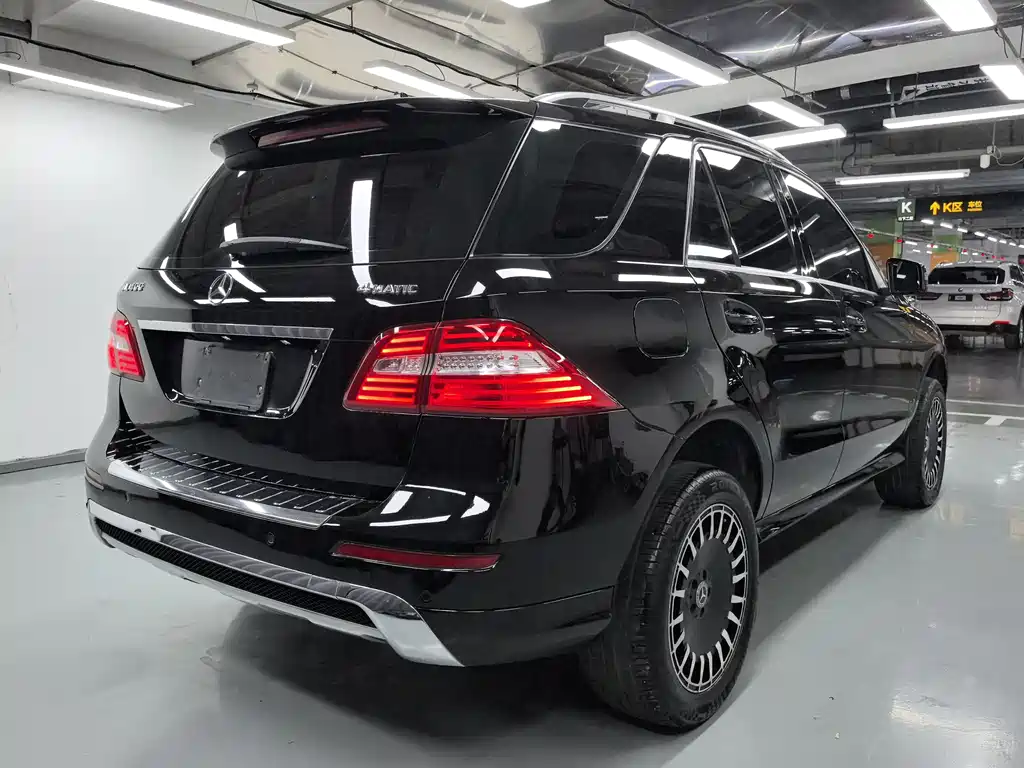 Mercedes-Benz M-Class 2015 — фото 17