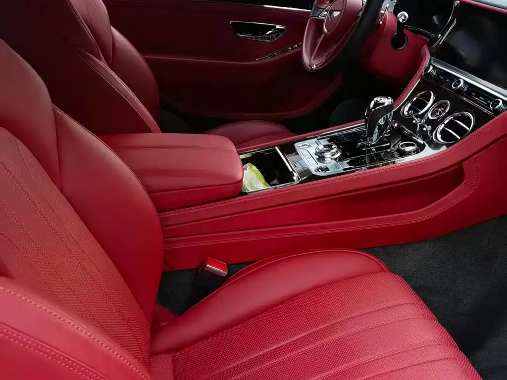 Bentley Continental 2020 — фото 16