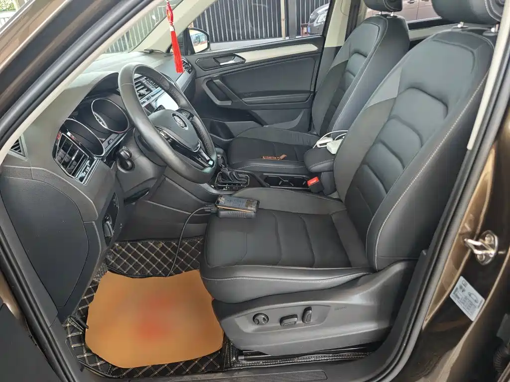 Volkswagen Tiguan L 2019 — фото 11