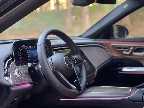 Mercedes-Benz E-Class 2025