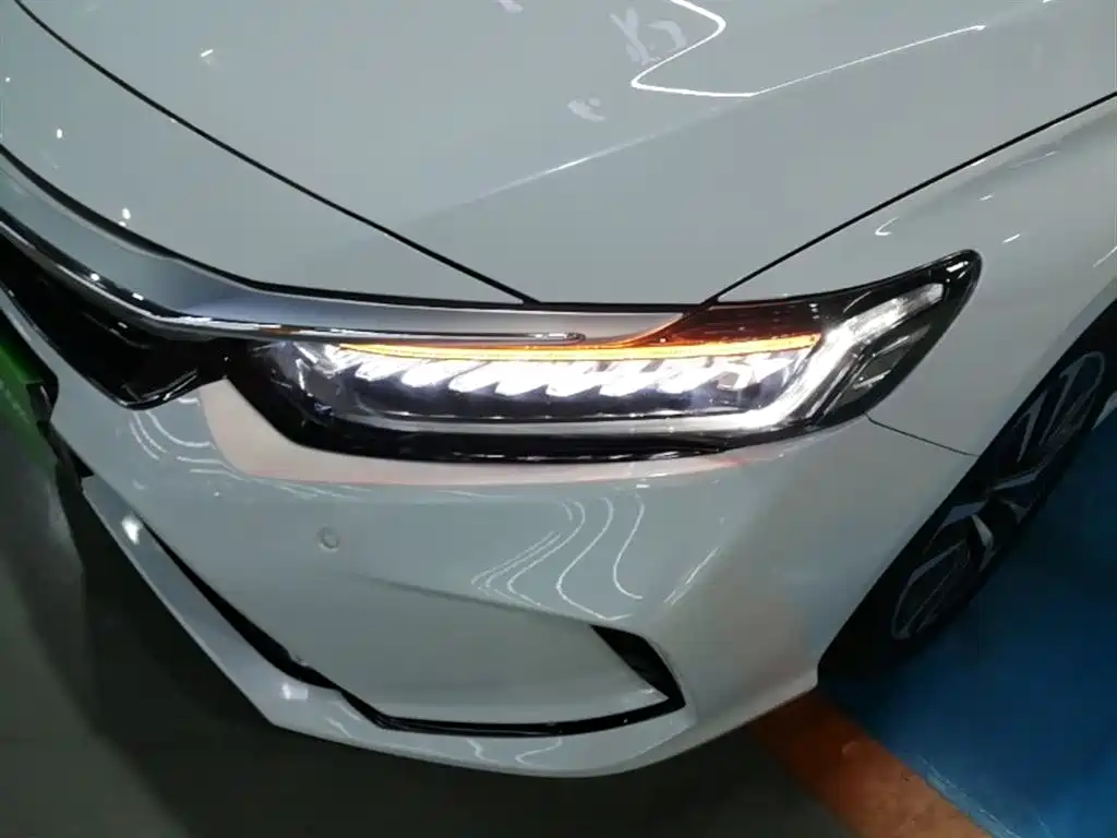 Honda Inspire 2023 — фото 24