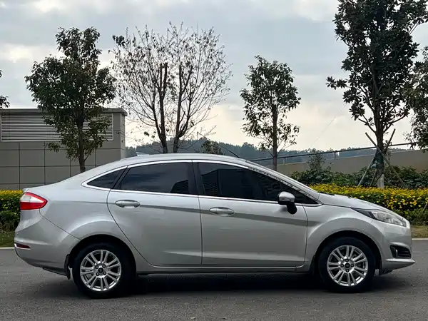 Ford Fiesta 2013