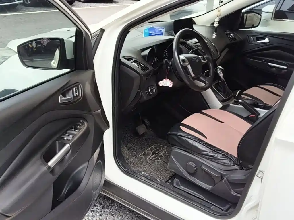 Ford Kuga 2014 — фото 16