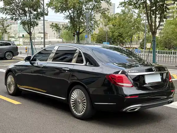 Mercedes-Benz E-Class 2019