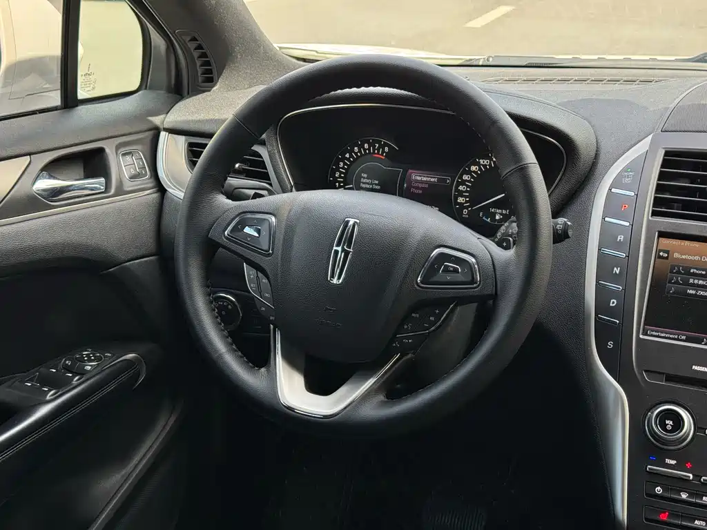 Lincoln MKC 2015 — фото 8