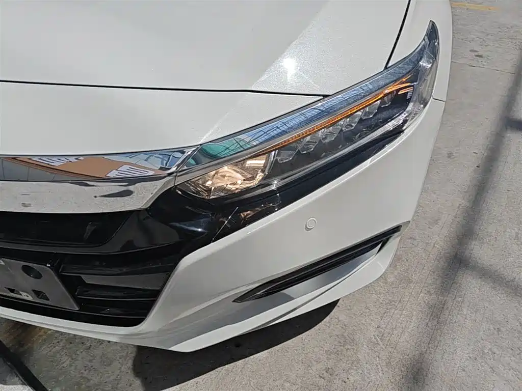 Honda Accord 2021 — фото 24
