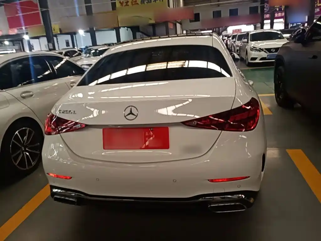 Mercedes-Benz C-Class 2023 — фото 6
