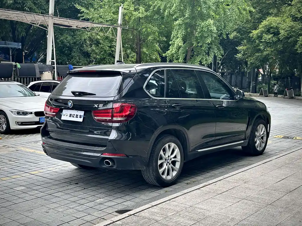 BMW X5 2015 — фото 6