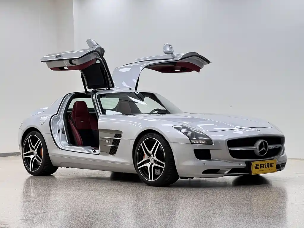 Mercedes-Benz SLS AMG 2011 — фото 3