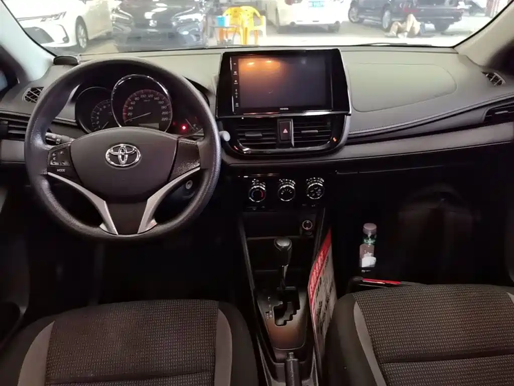 Toyota Vios 2022 — фото 10