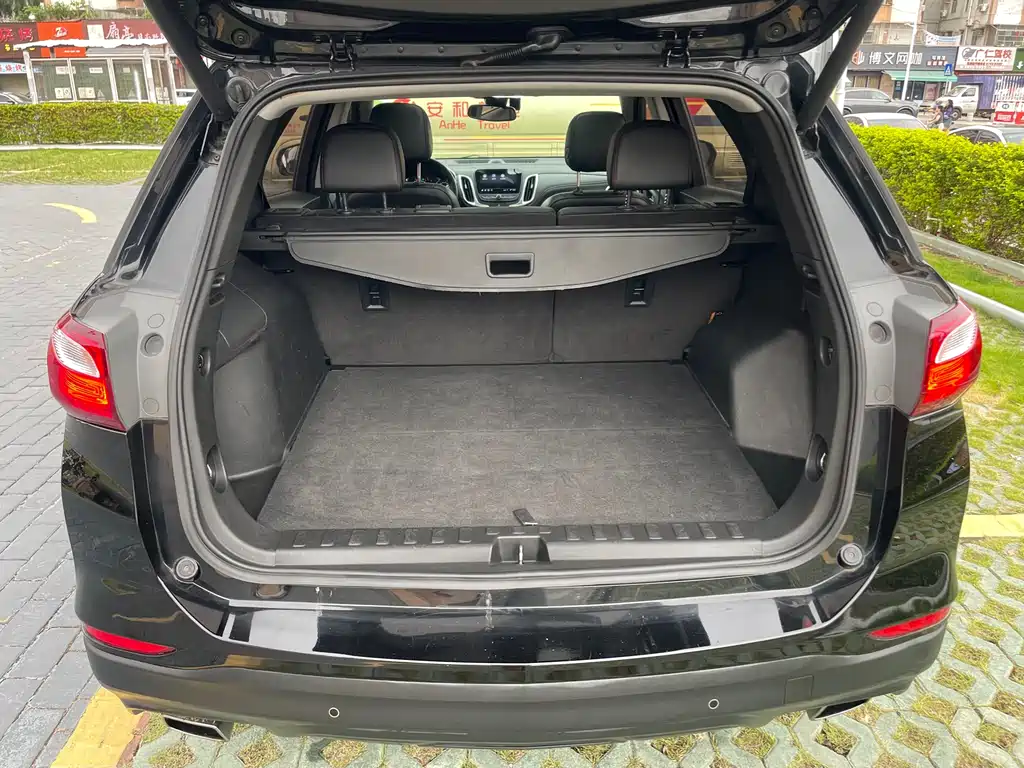 Chevrolet Equinox 2019 — фото 19