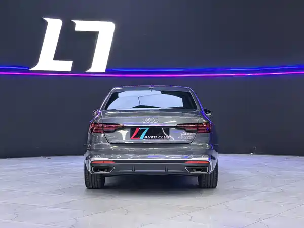 Audi A4L 2020