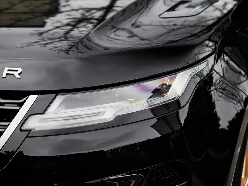 Land Rover Evoque 2024 — фото 21