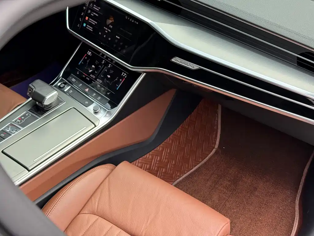 Audi A6L 2020 — фото 34