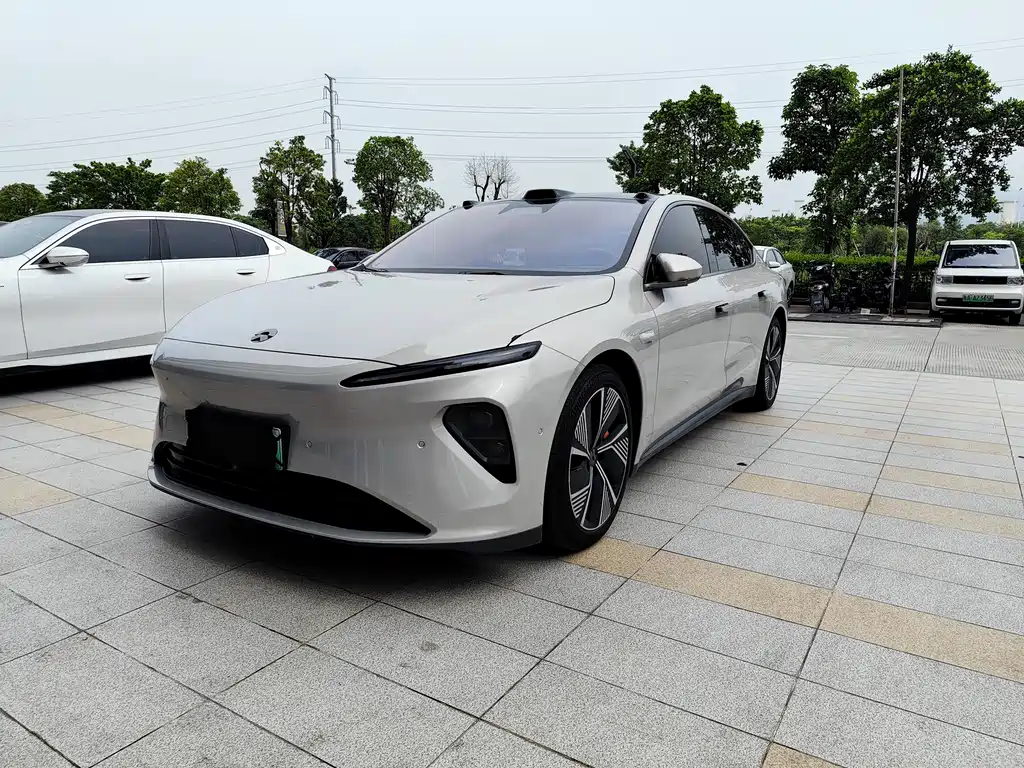 NIO ET7 2022