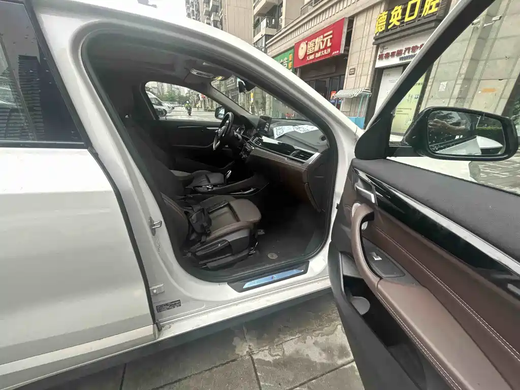 BMW X2 2024 — фото 15