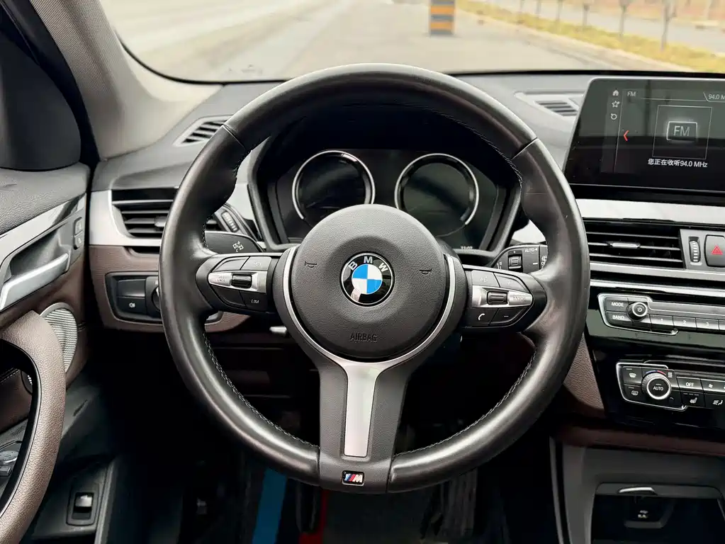 BMW X1 2022 — фото 6