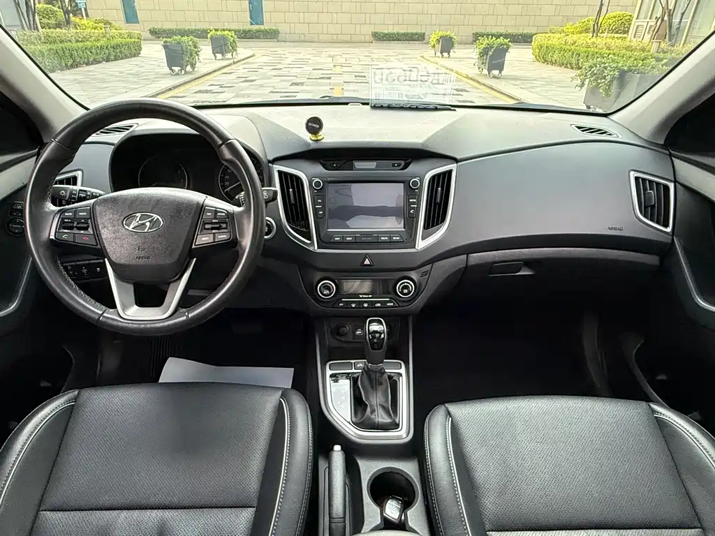 Hyundai ix25 2016 — фото 9