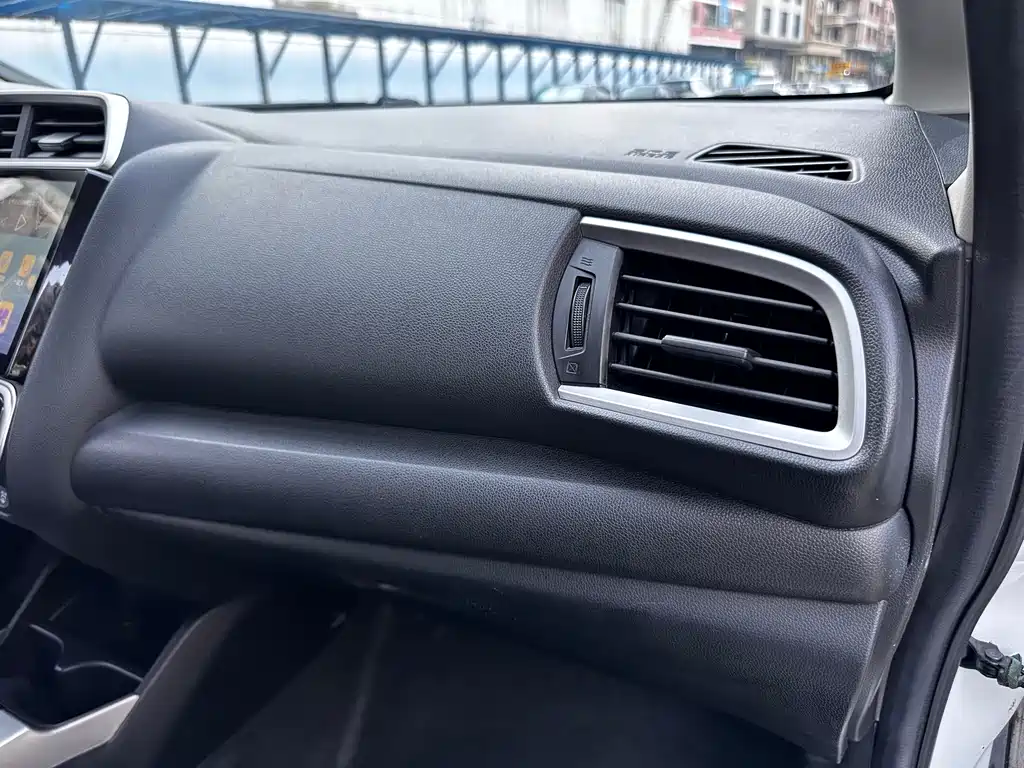 Honda Fit 2015 — фото 21