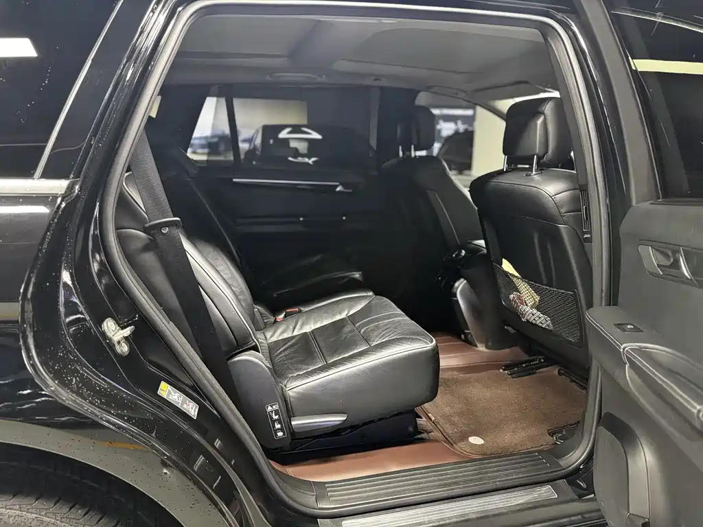 Mercedes-Benz R-Class 2017 — фото 15