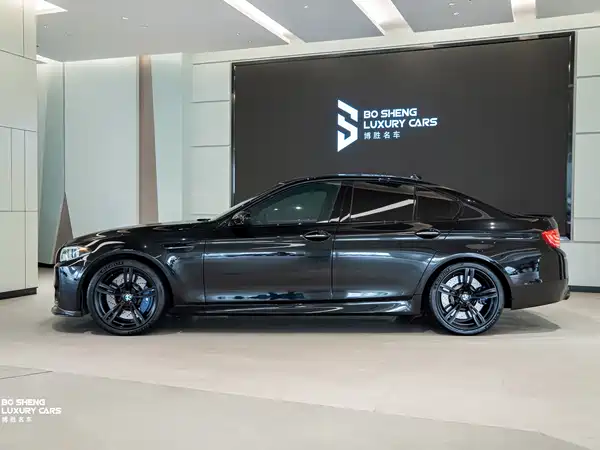 BMW M5 2014