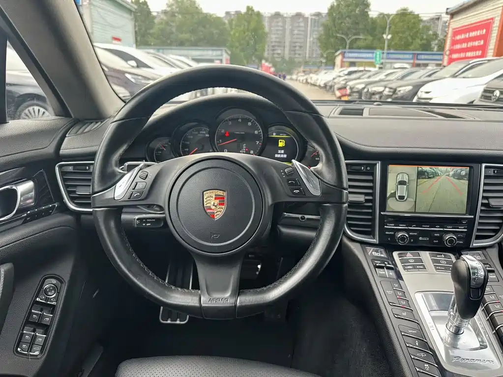 Porsche Panamera 2015 — фото 11