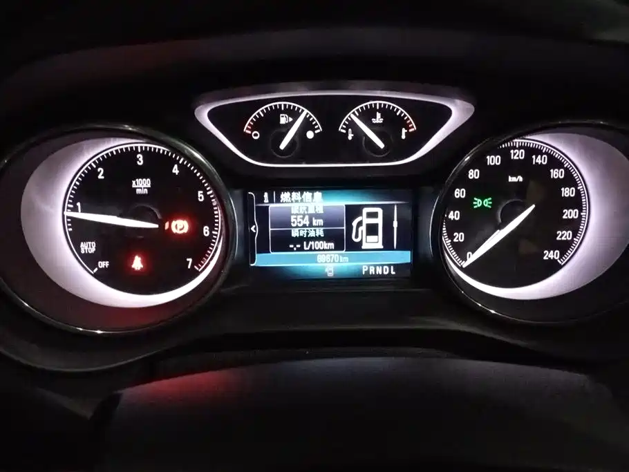Buick Envision Plus 2018 — фото 14