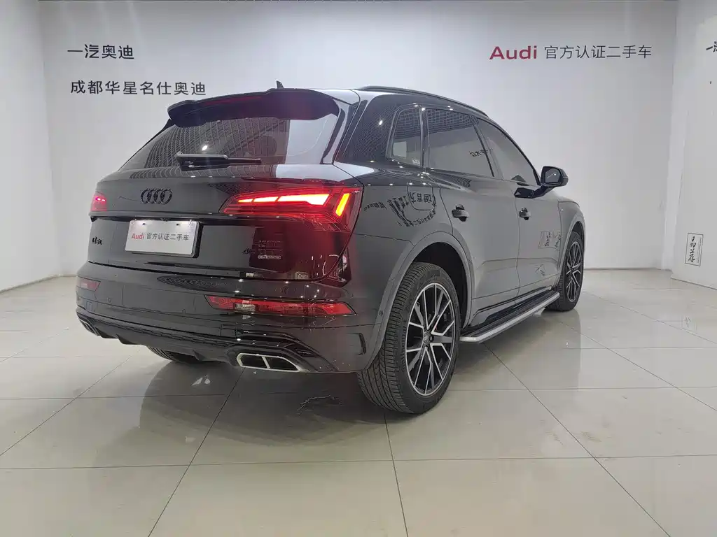 Audi Q5L 2024 — фото 20
