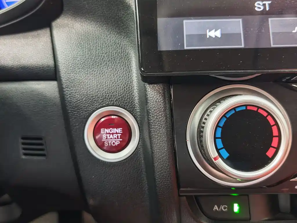 Honda Fit 2015 — фото 20