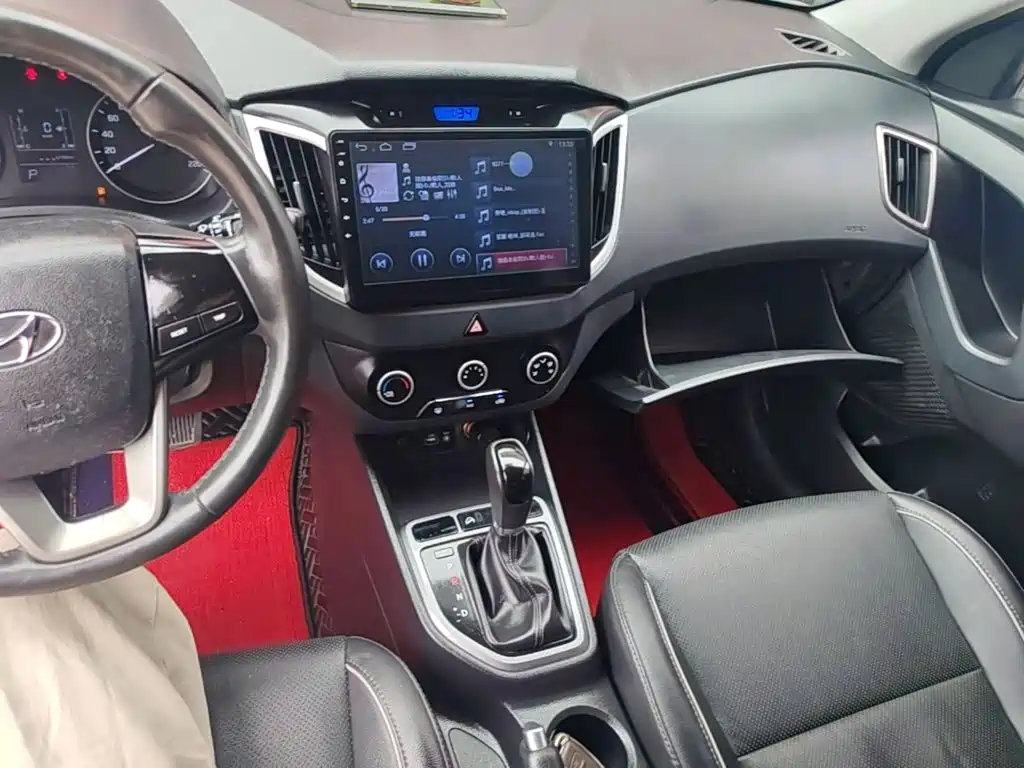 Hyundai ix25 2017 — фото 10