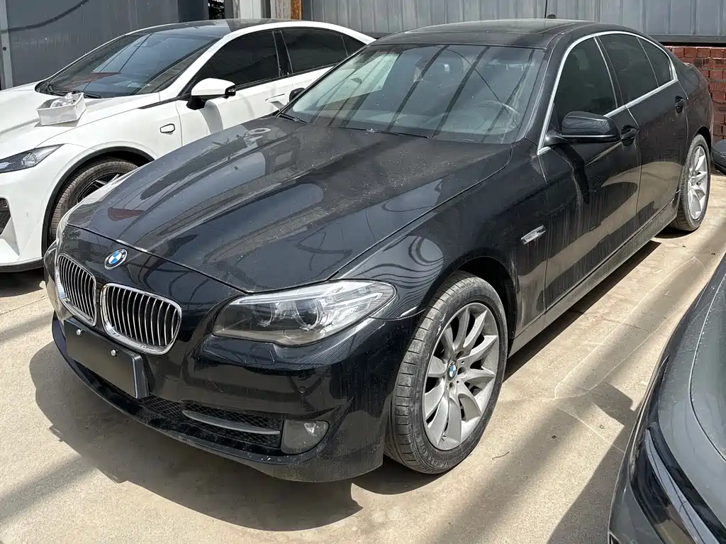 BMW 5 Series 2013 — фото 1