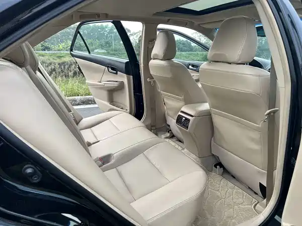 Toyota Camry 2012