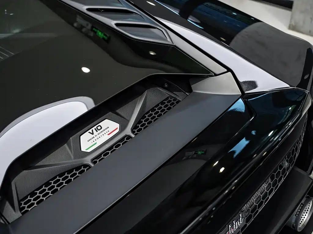 Lamborghini Huracán 2021 — фото 13