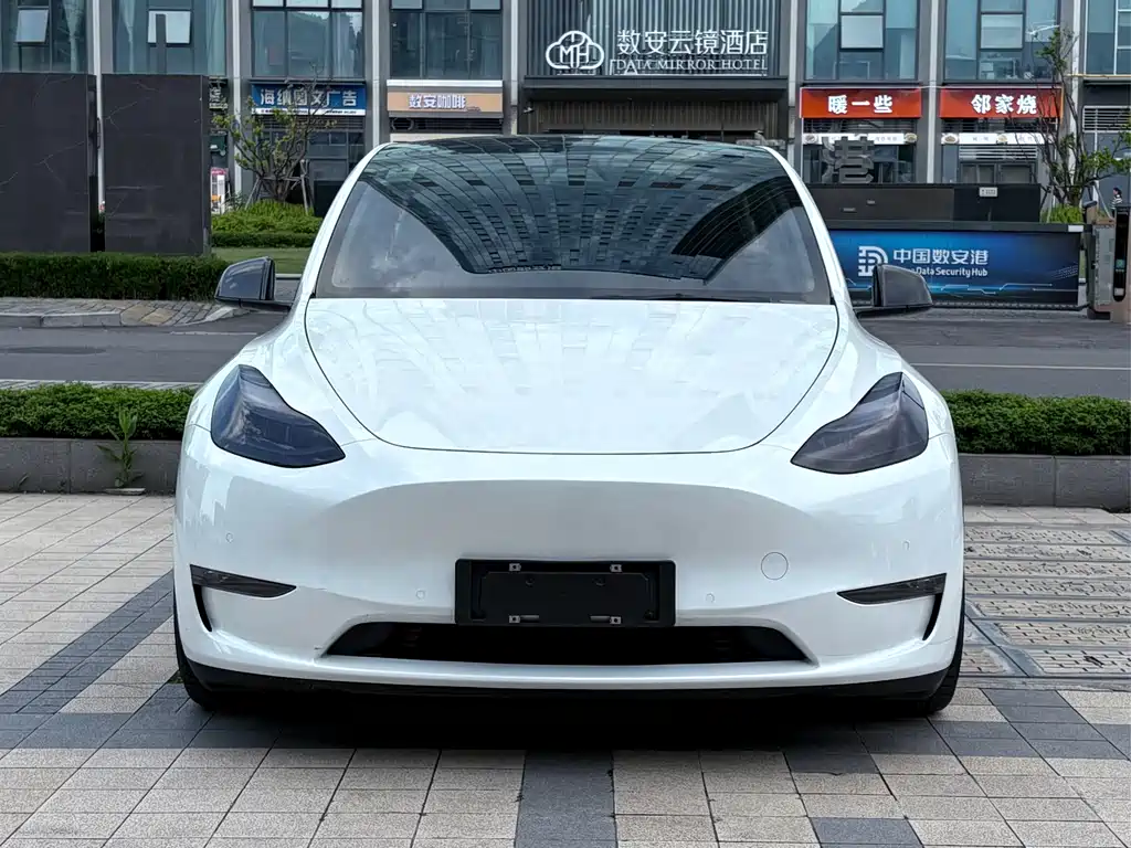 Tesla Model Y 2022 — фото 4