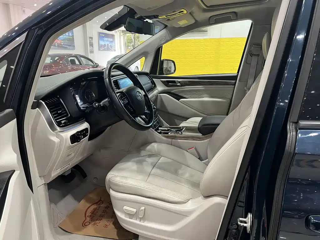 GAC Motor Trumpchi M8 2018 — фото 7