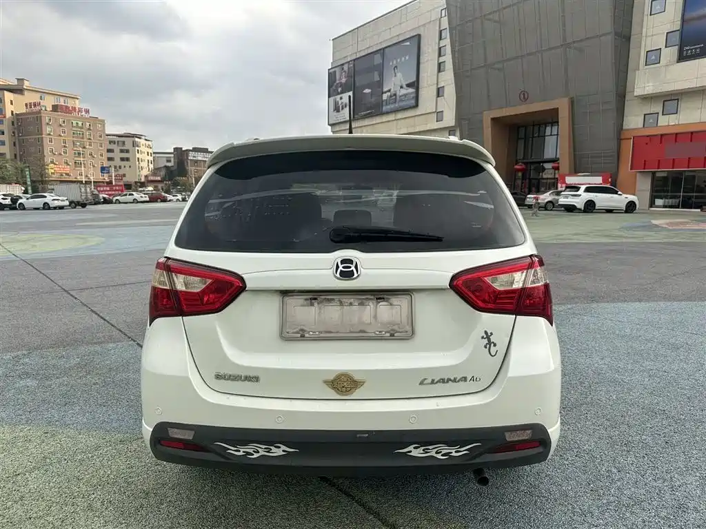 Suzuki Liana A6 2015 — фото 9