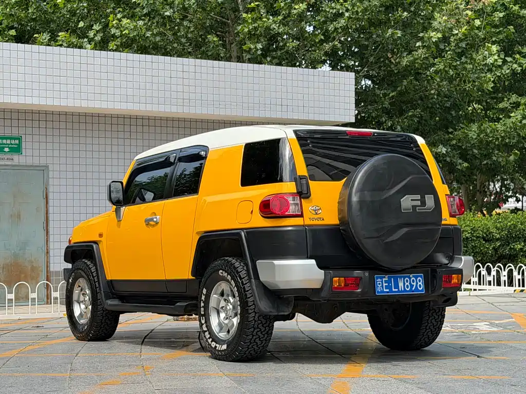Toyota FJ Cruiser 2008 — фото 14