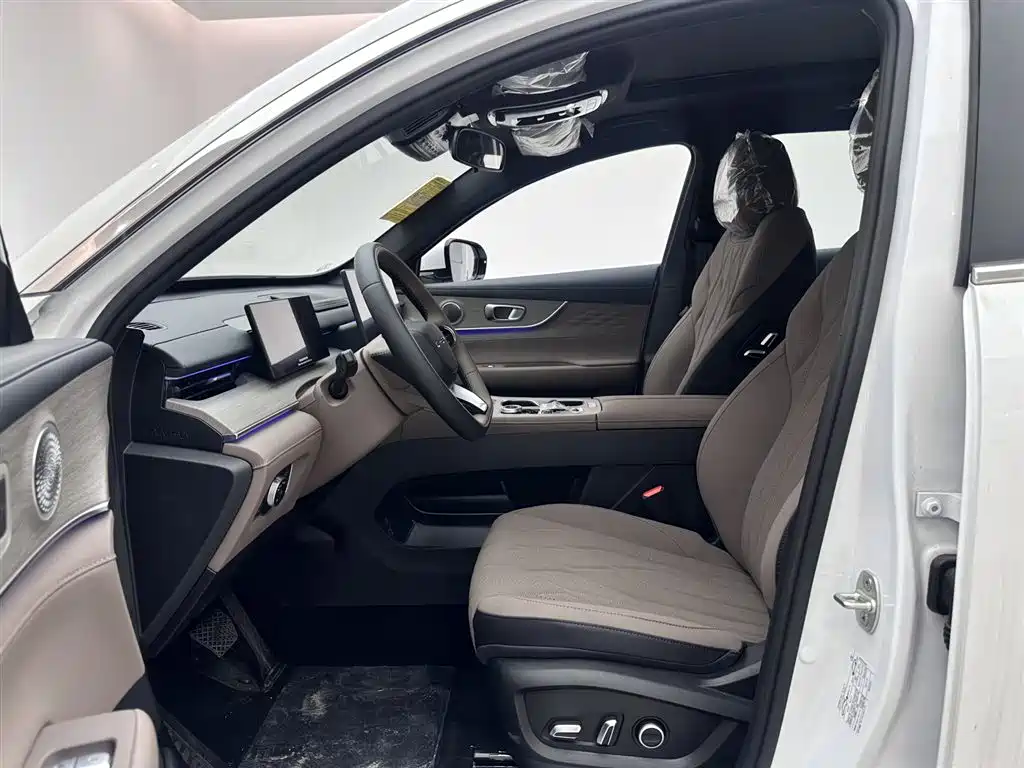Chery Tiggo 8 PLUS — фото 12