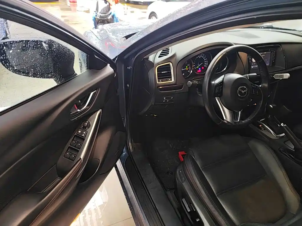 Mazda Atenza 2015 — фото 16