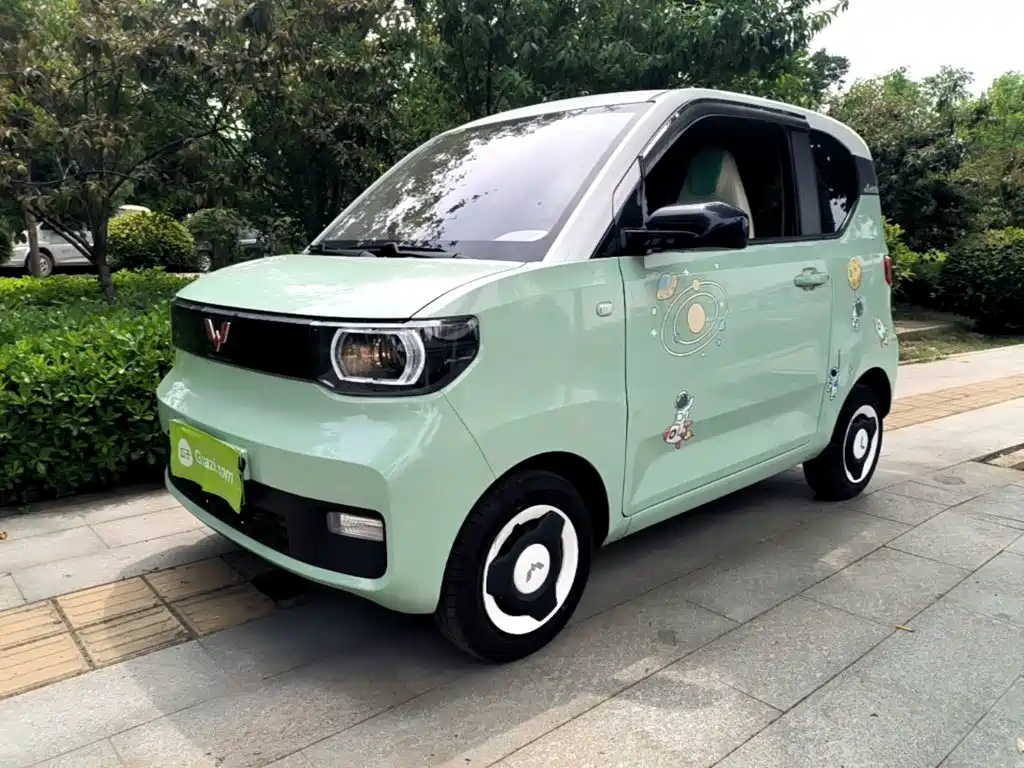 Wuling MINIEV 2021 — фото 2