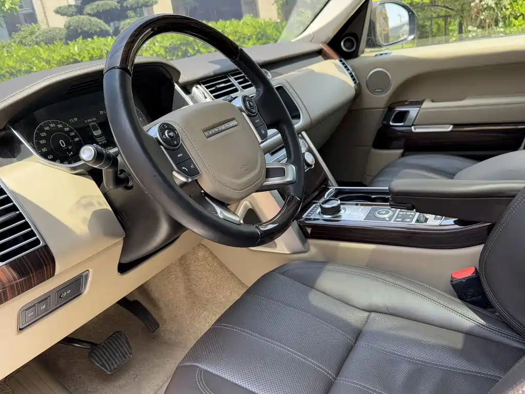 Land Rover Range Rover 2018 — фото 9