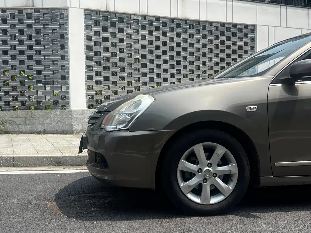 Nissan Sylphy 2010 — фото 10
