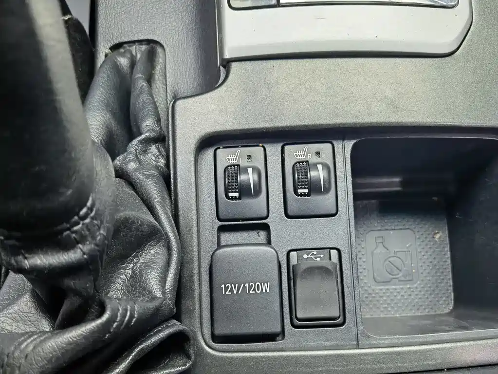 Toyota Prado 2016 — фото 12